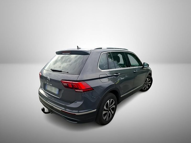Volkswagen Tiguan 2.0TDI 110kW Matrix DPH TZ  - fotka 2 z 5