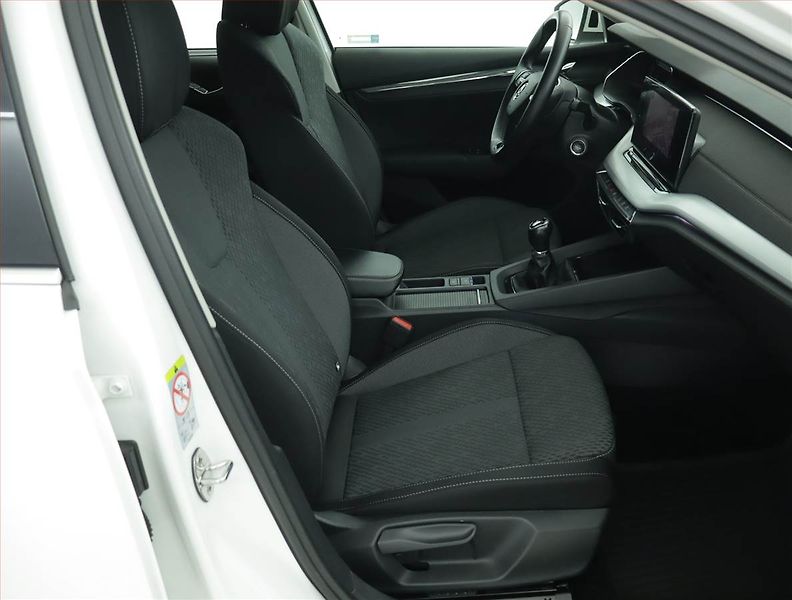 Škoda Octavia (2020) Style 2.0 TDI, ČR,1.maj, Navi - fotka 9 z 16