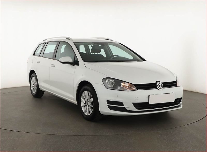 Volkswagen Golf (2016) 1.2 TSI, Tempomat - fotografie inzerátu