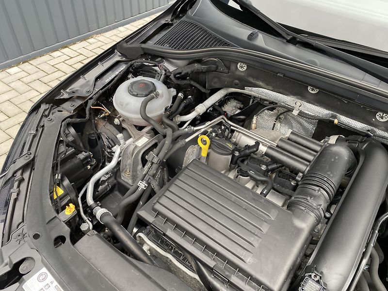 Škoda Octavia 1.4 TSI 110kW - 1xMAJ. - NAVI - fotka 45 z 45