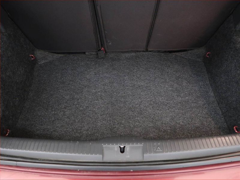 Volkswagen Polo (2009) 1.2 12V - fotka 13 z 14