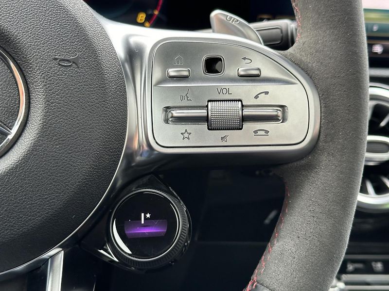 Mercedes-Benz Třídy A A 45AMG-S-4M-ČR-PERFORM - fotka 19 z 38