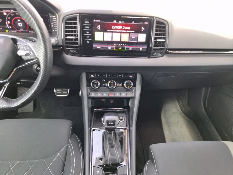 Škoda Karoq (2020) 1.5 TSI / 110 kW / 7DSG / SPOR - fotka 14 z 35