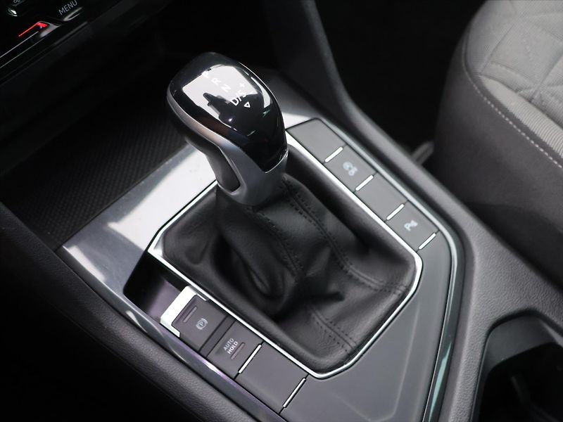 Volkswagen Tiguan 1,5 TSI ACT 110kW DSG Life DPH - fotka 24 z 34