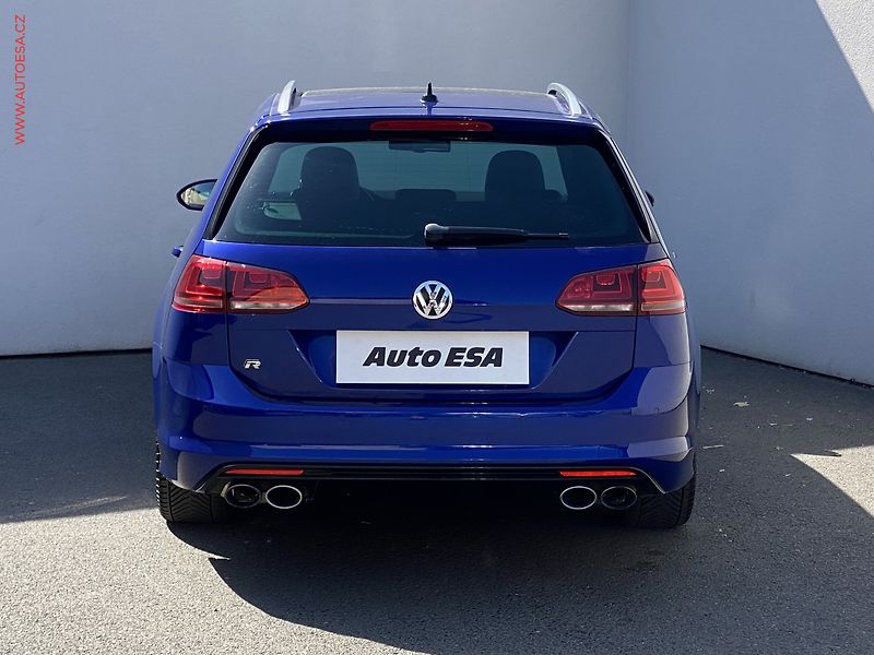 Volkswagen Golf (2015) 2.0 TSi 4Motion, R 221kW - fotka 5 z 18