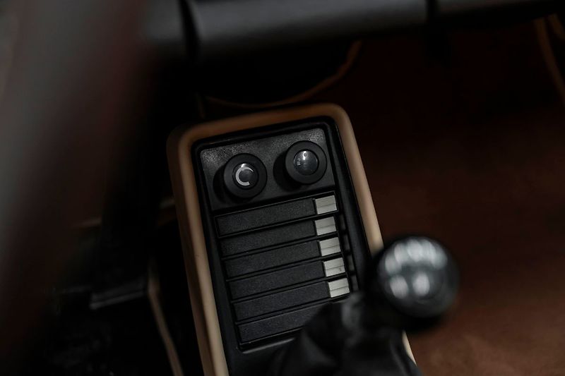 Porsche 911 SC - fotka 17 z 28