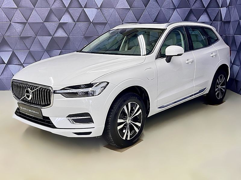 Volvo XC60 T6 AWD RECHARGE, ACC, PANORAMA - fotografie inzerátu