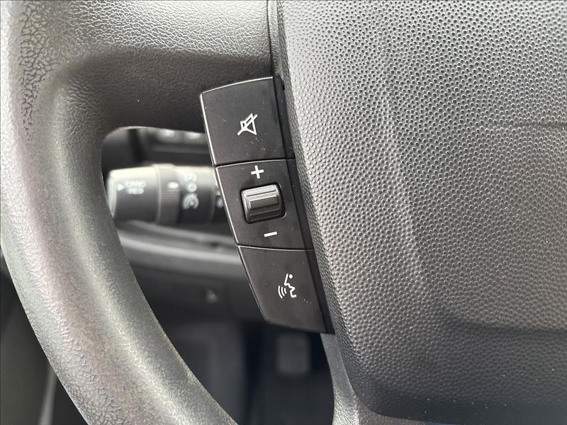 Peugeot Boxer 2,2 BluHDI 88kW L1 Active - fotka 22 z 31