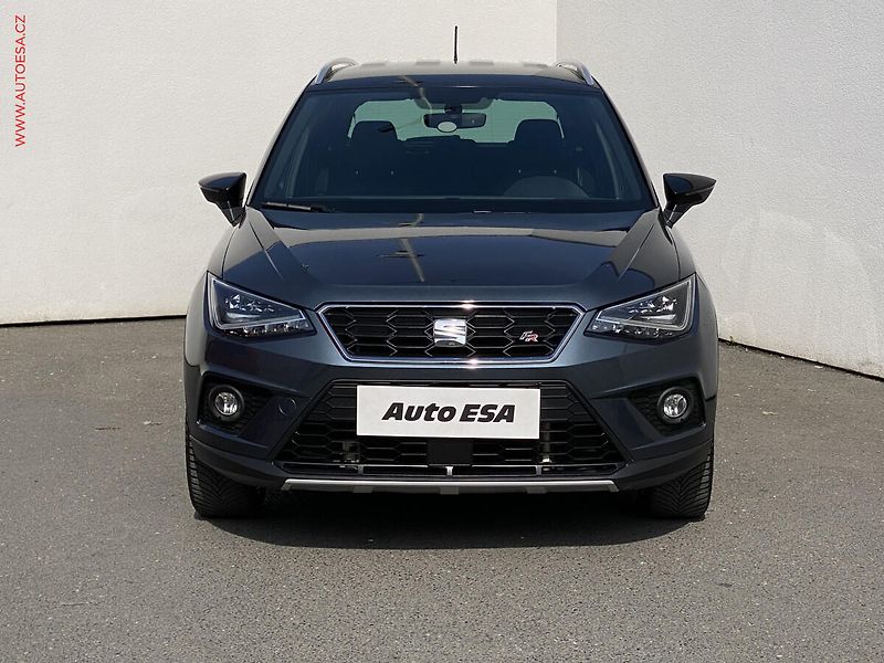 Seat Arona (2019) 1.5 TSi, FR, LED, navi - fotka 2 z 19