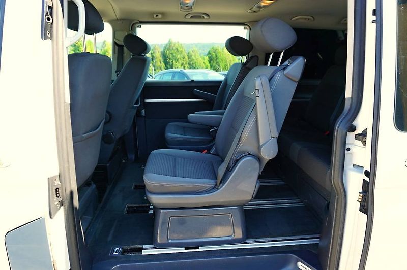Volkswagen Multivan (2012) 2,0 BI-TDI 132 kW - fotka 21 z 42
