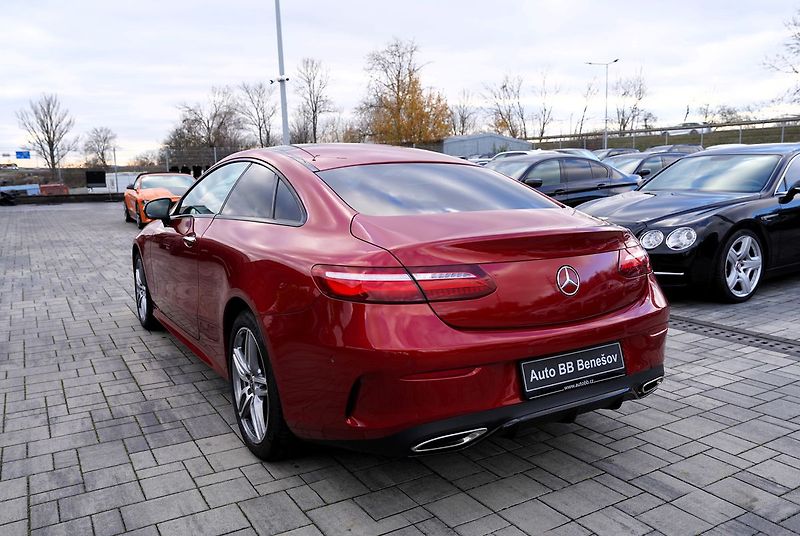 Mercedes-Benz Třídy E E 400 AMG 4Matic+,Burmester - fotka 4 z 43