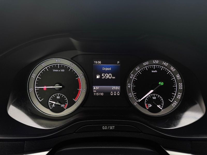 Škoda Karoq (2018) 1.5 TSi 110KW DSG - fotka 17 z 18