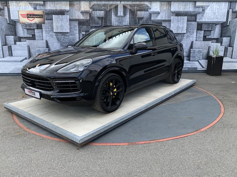Porsche Cayenne (2019) 3.0i, 250KW, VZDUCH, ZÁRUKA - fotka 3 z 25