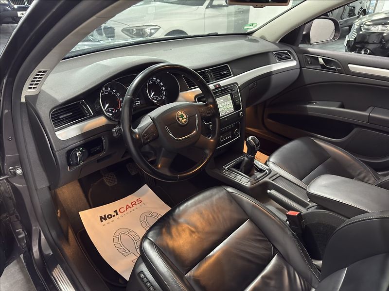 Škoda Superb 2,0   TDI 103KW ELEGANCE XEN - fotka 9 z 34