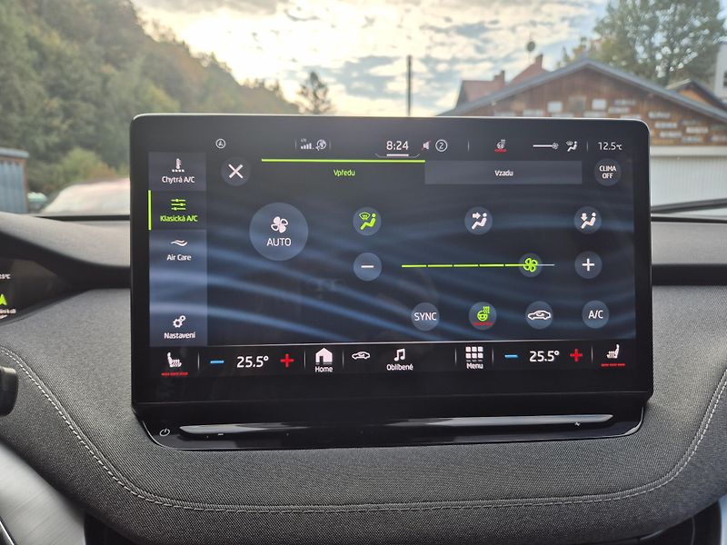 Škoda Enyaq 150kw, iV80 19ALU TZ SOH 96% - fotka 27 z 44