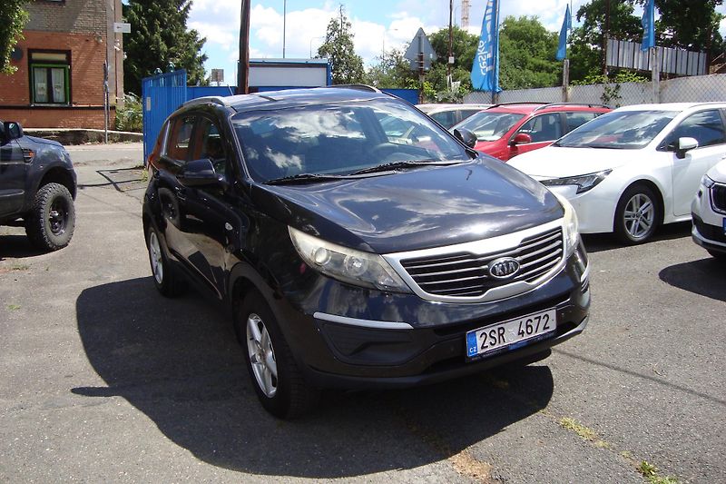 Kia Sportage (2010) 1.6 GDi, 99 kW,ČR,Servisní kn. - fotka 9 z 67