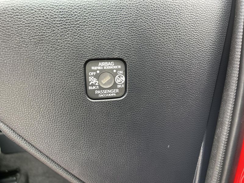 Toyota Corolla TS 2.0 HYBRID COMFORT ČR DPH - fotka 36 z 43