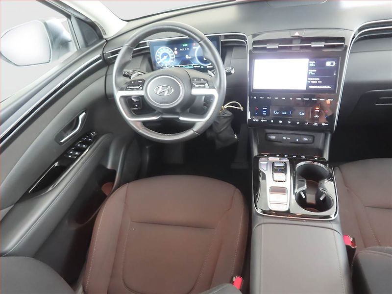 Hyundai Tucson (2023) 1.6 T-GDI PHEV - fotka 7 z 19