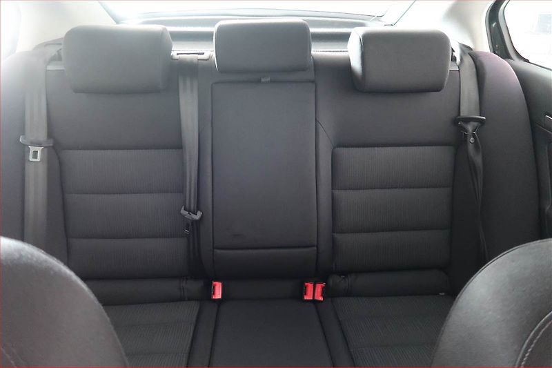 Škoda Octavia (2004) Ambiente 1.9 TDI, nová STK - fotka 10 z 15