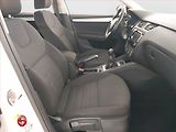Škoda Octavia (2014) Elegance 1.4 TSI, Tempomat - náhled 9