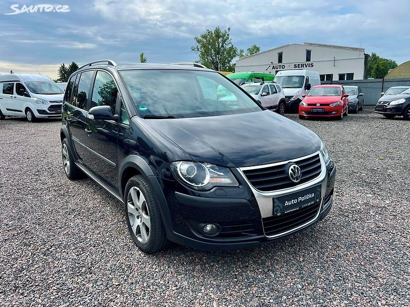 Volkswagen Touran (2007) Cross 1.4 TSI 125 kW DSG - fotka 4 z 19