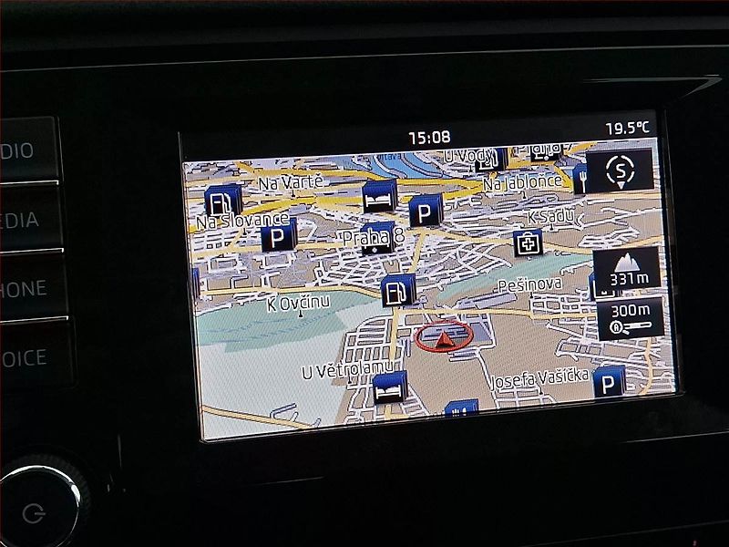 Škoda Octavia (2015) 1.6 TDI, Navi, Tempomat - fotka 15 z 17