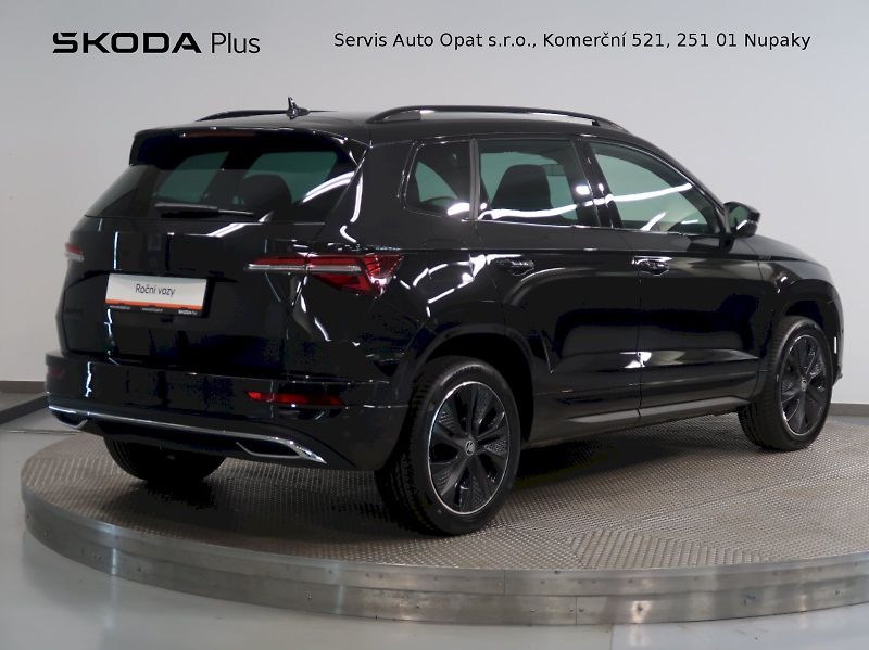 Škoda Karoq (2026) SPORTLINE 1.5TSI 110KW DSG TAŽ - fotka 2 z 42