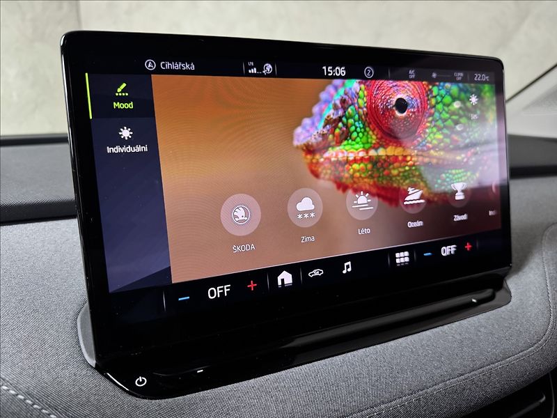 Škoda Enyaq 60 LED Matrix Kamera PDC - fotka 34 z 44