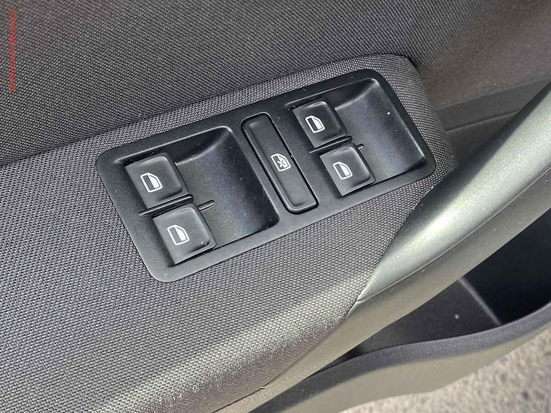 Volkswagen Polo (2015) 1.0 MPi, Comfortline, výhřev - fotka 11 z 17