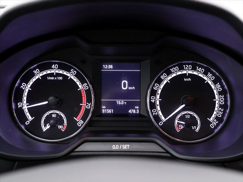 Škoda Octavia 1,4 TSI 110kW CZ Ambition 1Maj - fotka 17 z 38