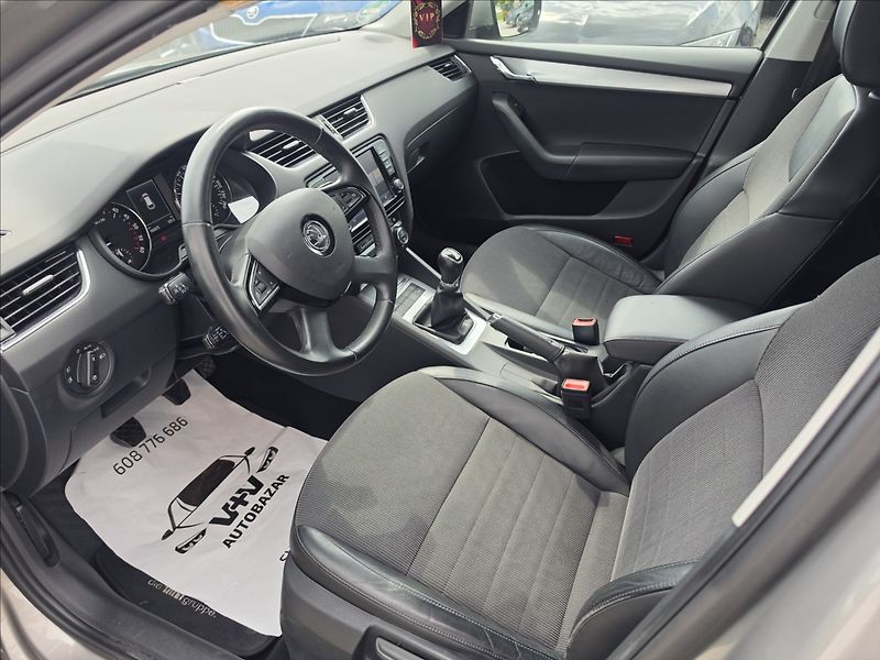 Škoda Octavia III 2,0TDi 110KW 4X4 Elegance - fotka 11 z 50