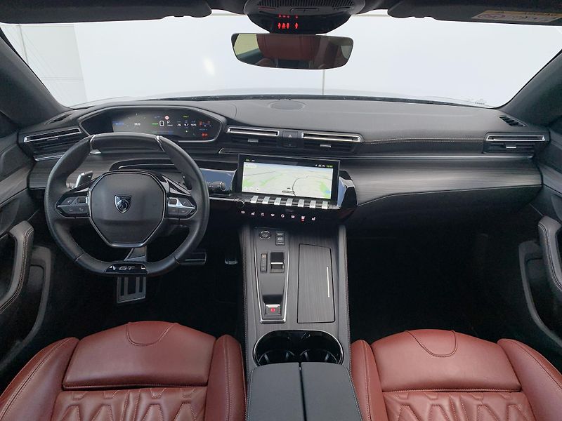 Peugeot 508 SW  GT 1.6 PHEV165kW e-EAT8 - fotka 2 z 38