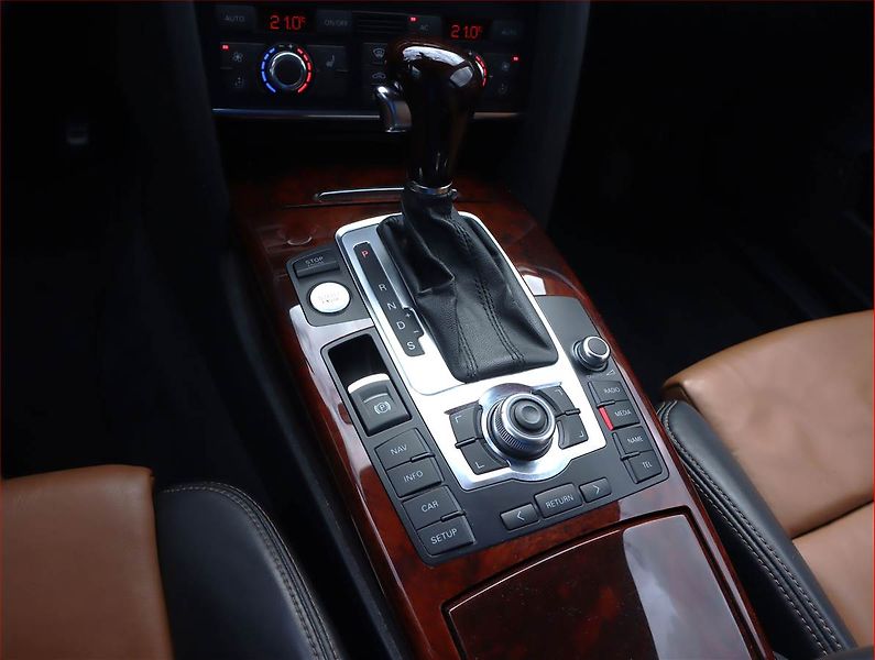 Audi A6 (2010) 3.0 TDI, 4X4, Automat, Xenony - fotka 13 z 19