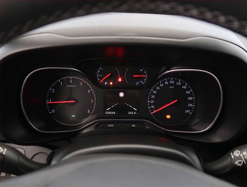 Opel Combo (2020) Maxi Enjoy 1.2 Turbo, 7Míst - fotka 11 z 23