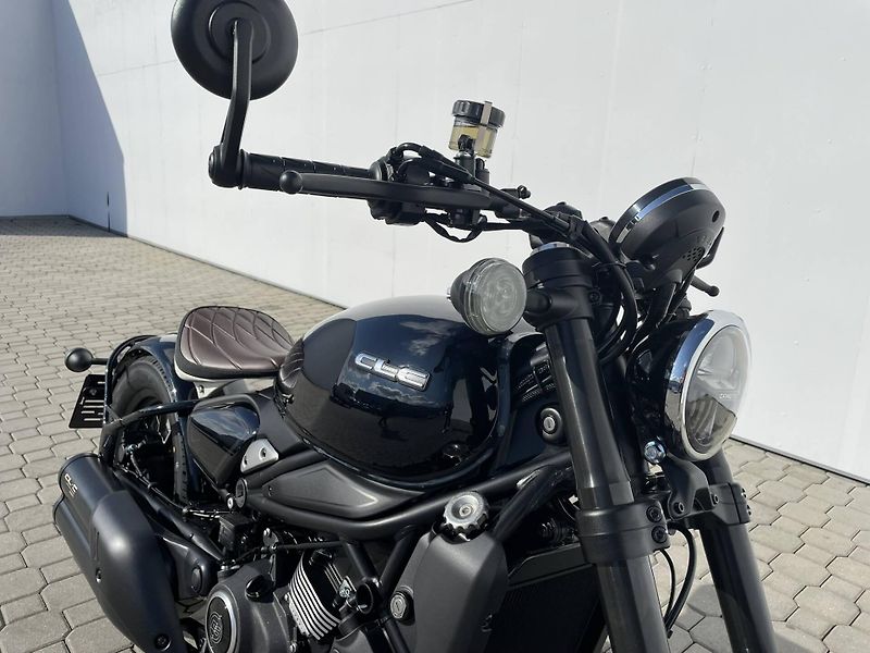 CFMOTO (2025) 450CL-C Bobber EU5+ - fotka 4 z 11