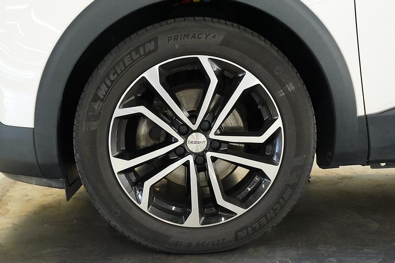 Peugeot 3008 - fotka 10 z 25