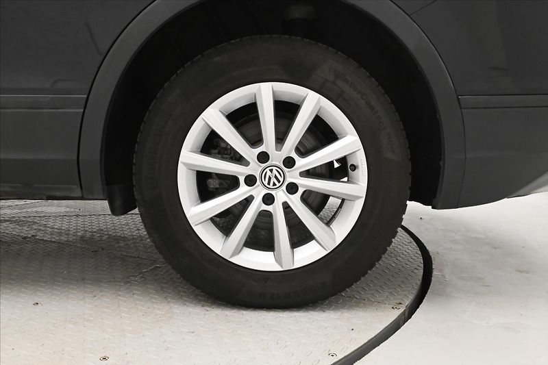 Volkswagen Tiguan Allspace 1,4 TSI 110kW Tažné Záruka až - fotka 30 z 30