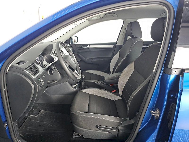 Škoda Rapid (2018) 1.0TSI 81KW AMBITION PLUS - fotka 7 z 25
