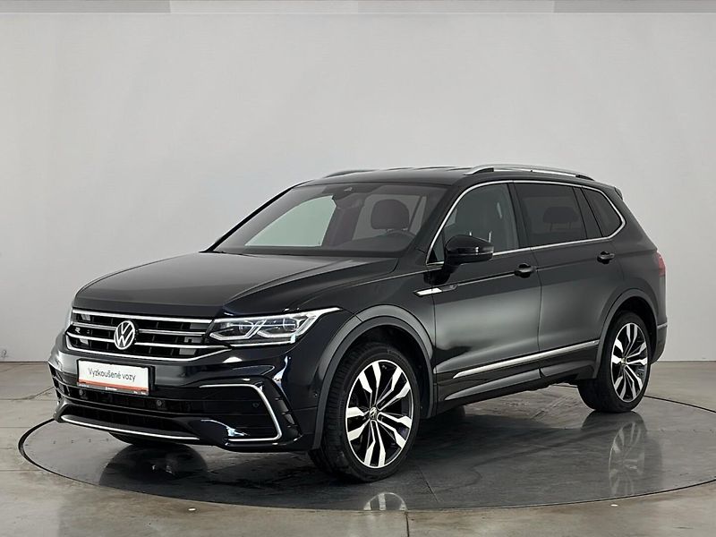 Volkswagen Tiguan R-Line 4MOT DSG - fotka 1 z 31