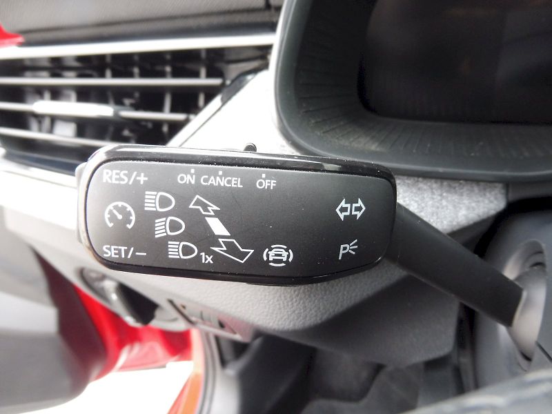 Škoda Scala (2025) Selection 1,0 TSI 85kW - fotka 17 z 28