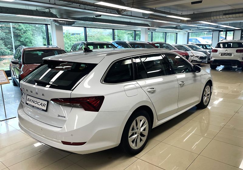 Škoda Octavia 1.5 TGI G-TEC, STYLE, DSG, ČR - fotka 6 z 31