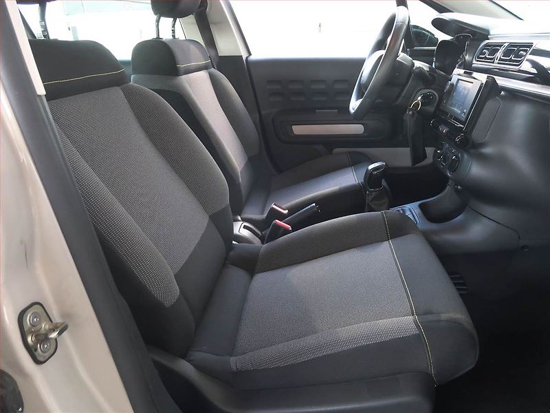 Citroën C3 (2021) 1.2 PureTech, ČR,1.maj - fotka 9 z 13
