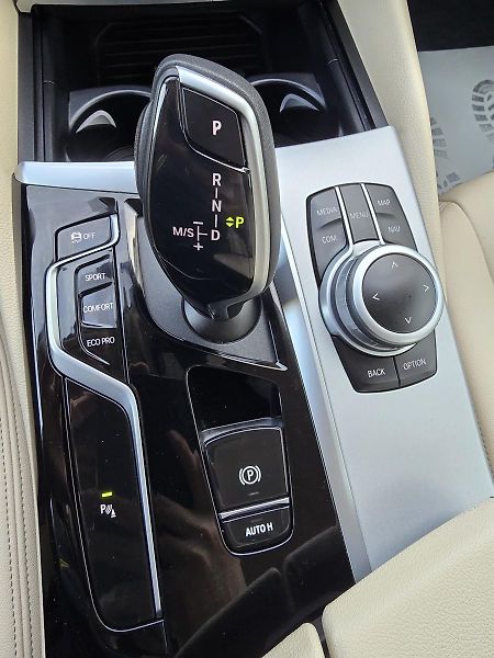 BMW Řada 5 110kW LED+NAVI+KŮŽE - DPH - fotka 32 z 58