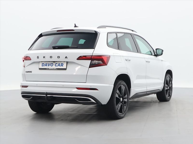 Škoda Karoq 1.5 TSI 110kW DSG CZ Sportline - fotka 7 z 36