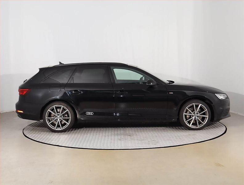 Audi A4 (2018) 3.0 TDI, 4X4, Automat - fotka 6 z 21