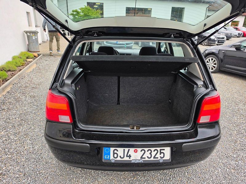 Volkswagen Golf (1999) 1.4 i Nová STK - fotka 13 z 18