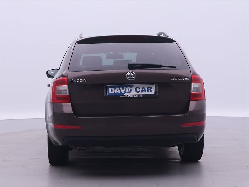 Škoda Octavia 2,0 TDI 110kW DSG Style Xenon - fotka 6 z 25