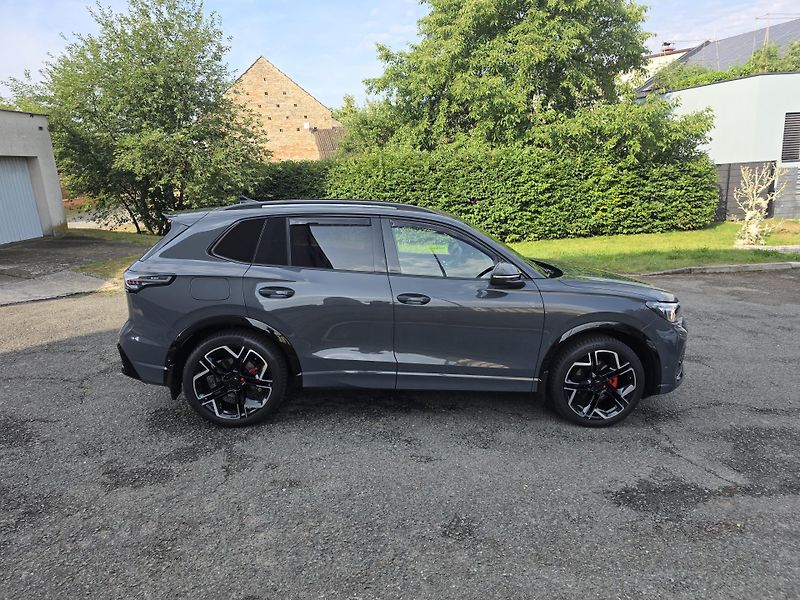 Volkswagen Tiguan (2025) Tiguan R-Line - TOP STAV - fotka 3 z 16