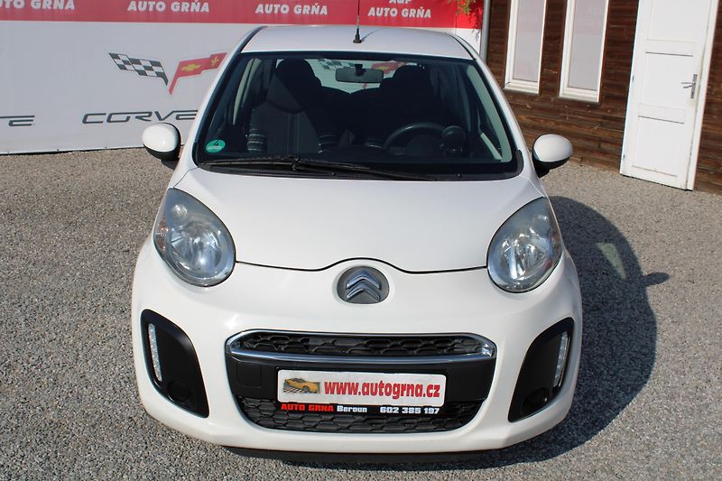 Citroën C1 (2012) 1,0i EL.OKNA ESP SERVO CENTRÁL - fotka 2 z 15