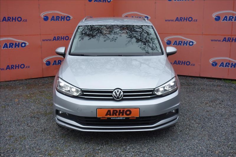 Volkswagen Touran 2,0 TDi 110KW,ČR,SERV.KN.,DSG. - fotka 2 z 34
